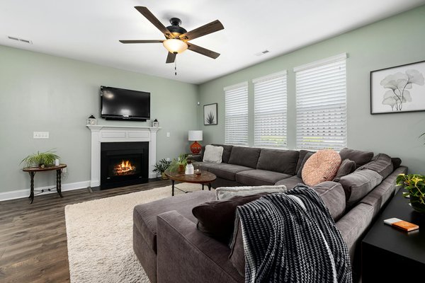 Bâche sur mesure : personnalisez votre protection durable facilement